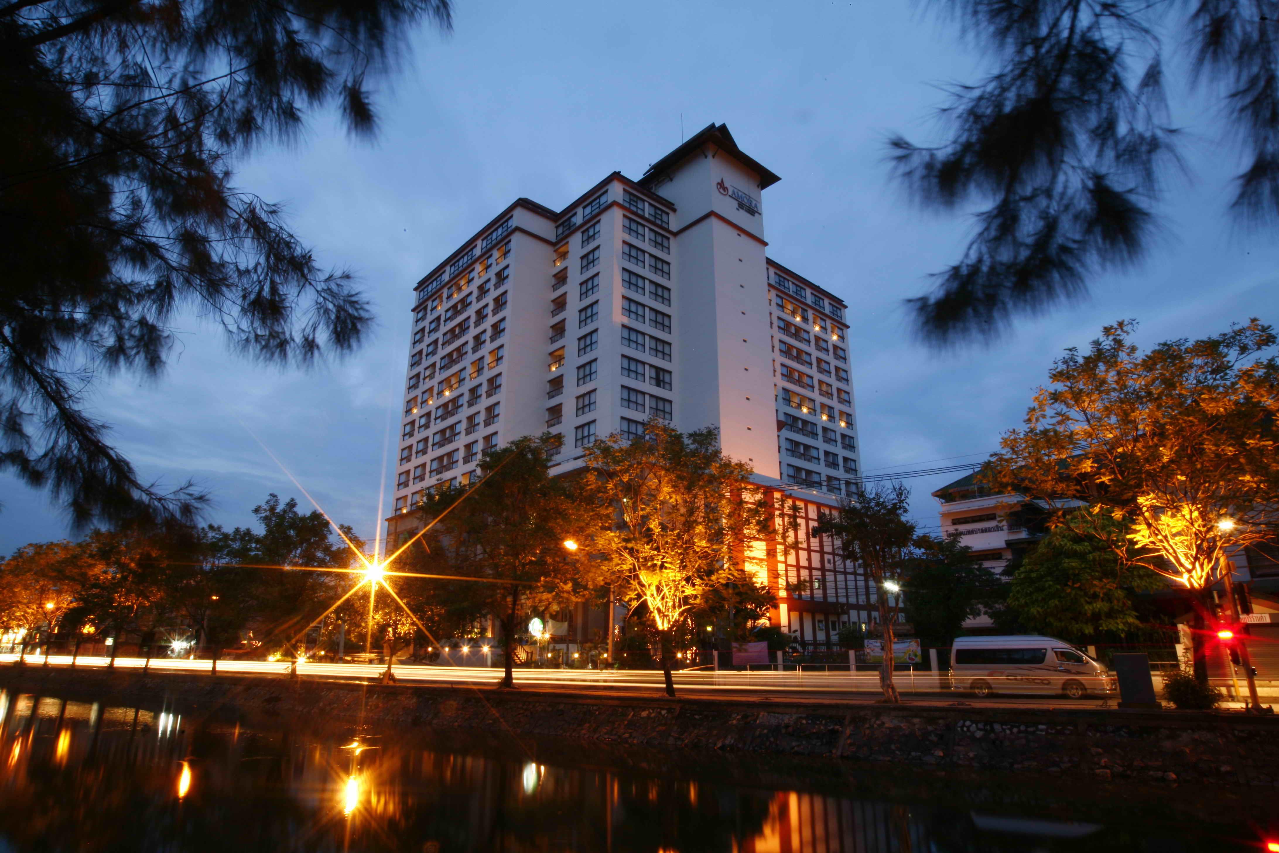 Amora Thapae Hotel Чіангмай Екстер'єр фото